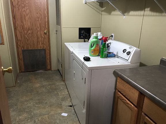 5th image of 1724 Baltic Ave