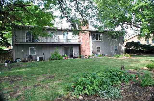 2nd image of 2236 SW Llandovery Ln