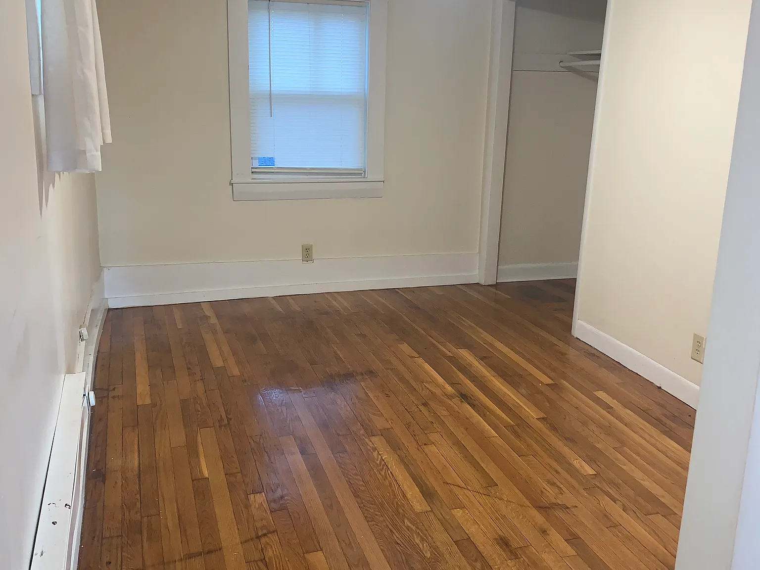 176 Central St — Photo 2
