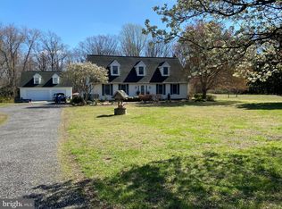 5420 Cove View Dr, Saint Leonard, MD 20685