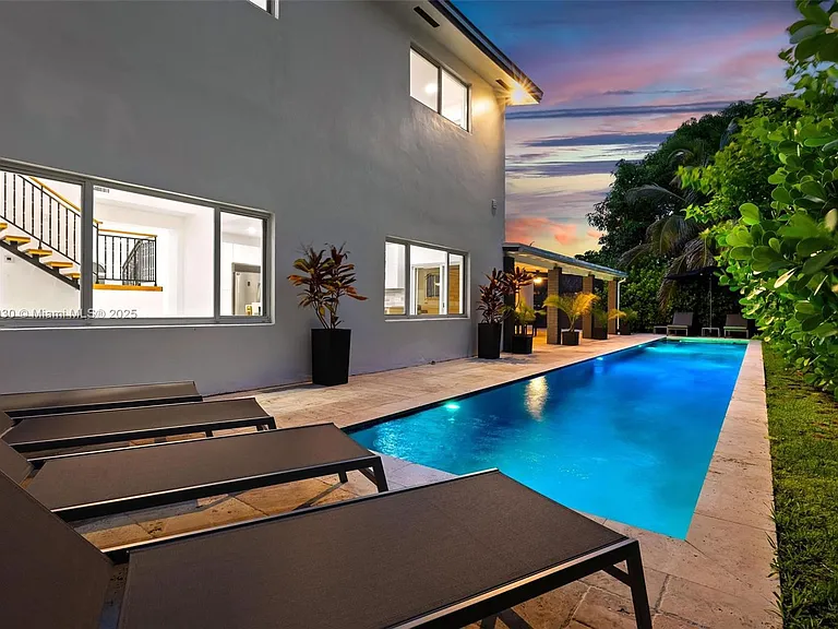 1651 SW 13th Ave — Photo 80