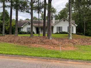 82 Blue Ridge Dr, Newnan, GA 30265