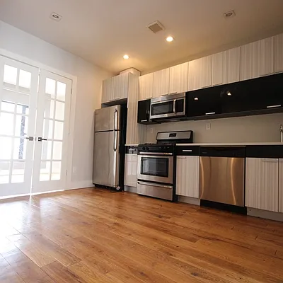 Rented by Brooklyn Group | media 10