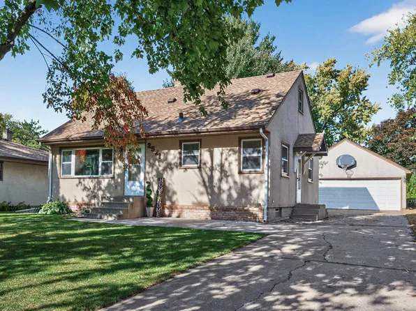 2521 Cowern Pl E, North Saint Paul, MN 55109