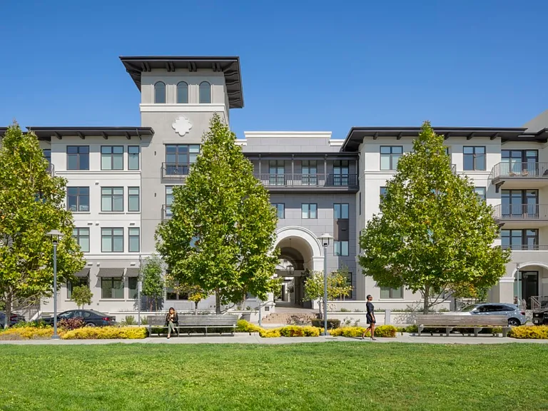 The Apartment Collection at Bay Meadows — Photo 33