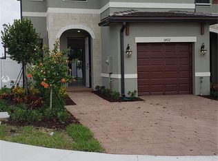 3402 W 105th St, Hialeah, FL 33018