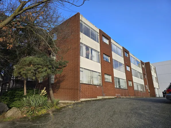 Queens Oaks, 718 4th Ave N APT 44, Seattle, WA 98109