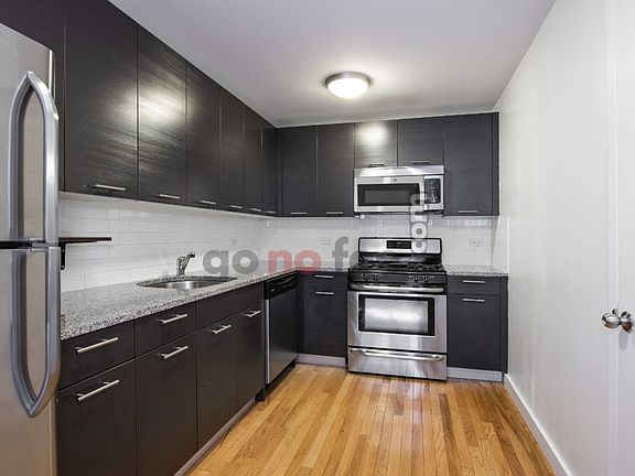 3rd image of 401 W 25th St APT 21B