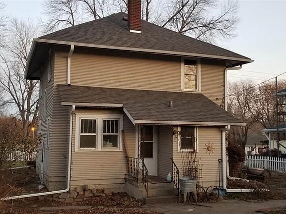 4th image of 1915 West St