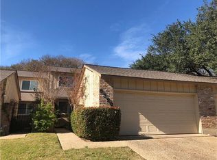 8320 Summerwood Dr, Austin, TX 78759