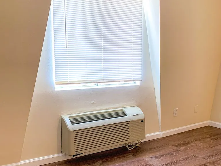 MOVE IN SPECIAL Studios @ $749.00 — Photo 42