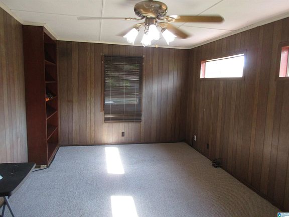 3rd image of 3209 Lee Ct SW
