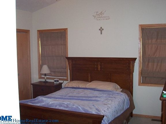3rd image of 5935 Bridle Ln