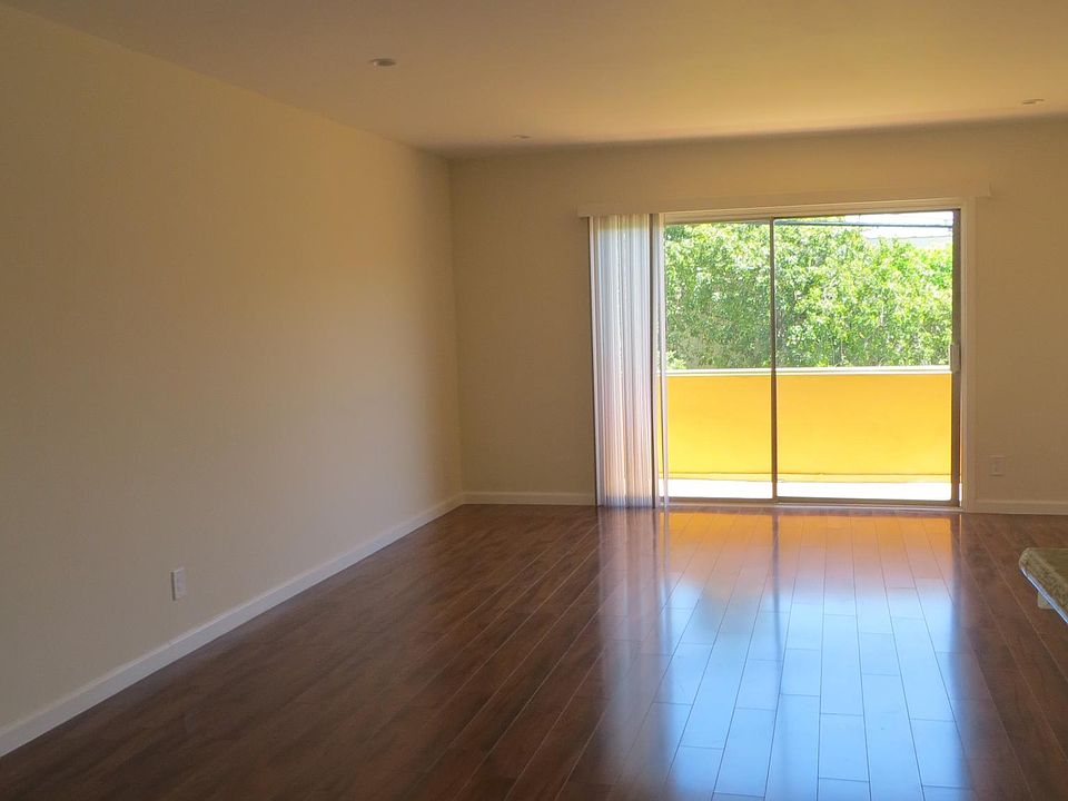 1st image of 1112 S Bedford St APT 5
