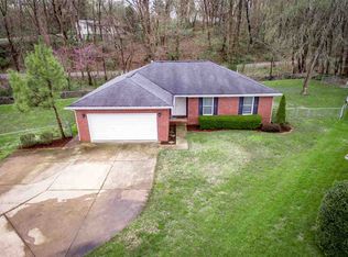 5630 Whippoorwill Dr, Evansville, IN 47712