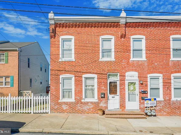 425 Prospect Ave, Bridgeport, PA 19405