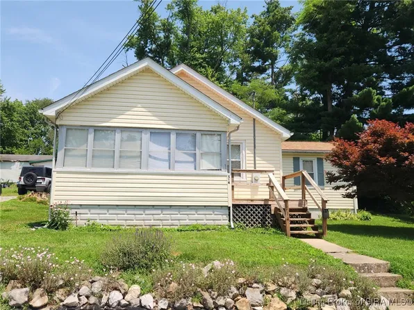 514 E Braxton Street, Paoli, IN 47454