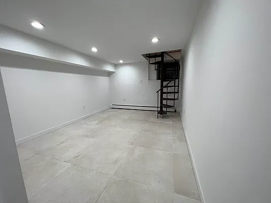 Rented by Oxford Property Group | media 28