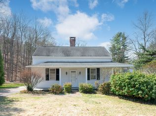 44 Mountain Rd, Farmington, CT 06032