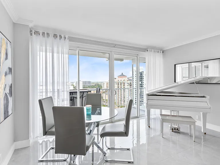 2800 E Sunrise Blvd #19D — Photo 10