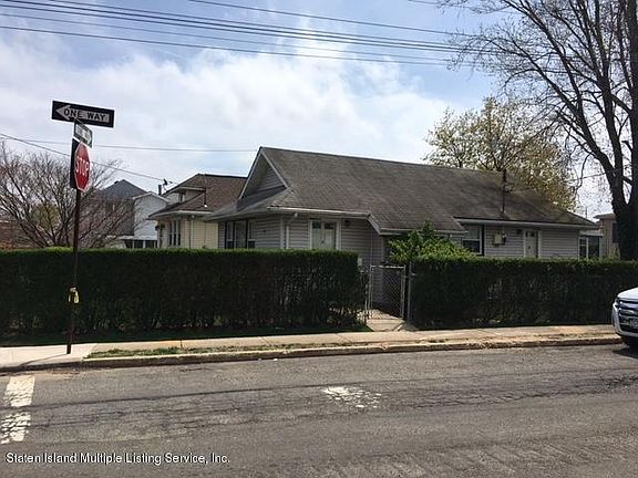 5th image of 36 Osborn Ave