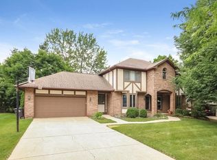 3760 Dines Ct, Ann Arbor, MI