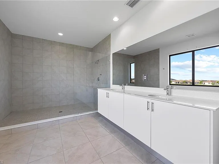 5032 Frattina St — Photo 28