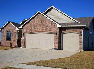 13510 W Lost Creek St #THE, Wichita, KS 67235