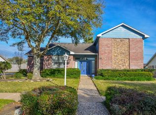519 Green Belt Dr, Sugar Land, TX 77498