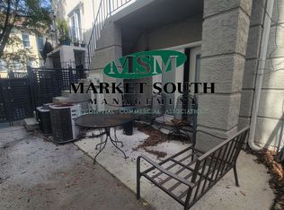 303 E Huntingdon St APT A, Savannah, GA 31401