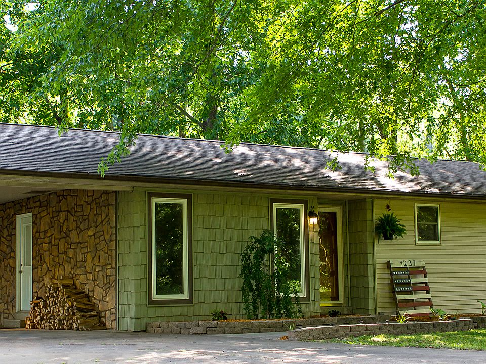 1st image of 1237 Bella Vista Dr
