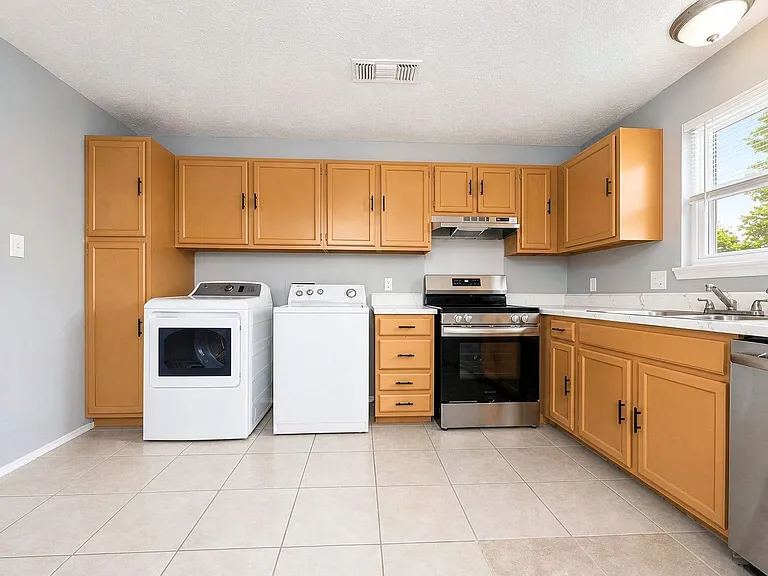 4614 Gurley Ave — Photo 29