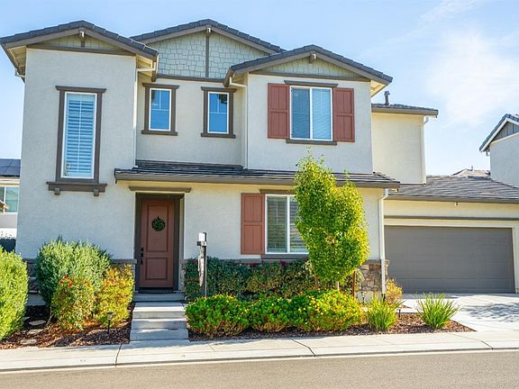 4th image of 613 Dahlia Drive