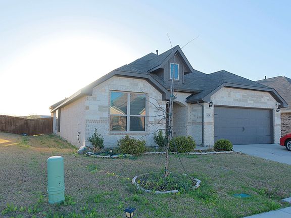 2nd image of 5928 Pine River Ln