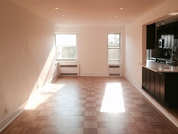 4th image of 60 Plaza Street #6f