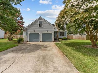 317 Spurlane Cir, Chesapeake, VA 23322