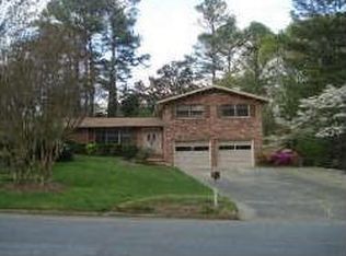 2832 Cartwright Dr, Decatur, GA 30033