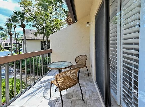 3rd image of 1820 Kings Lake Blvd APT 201