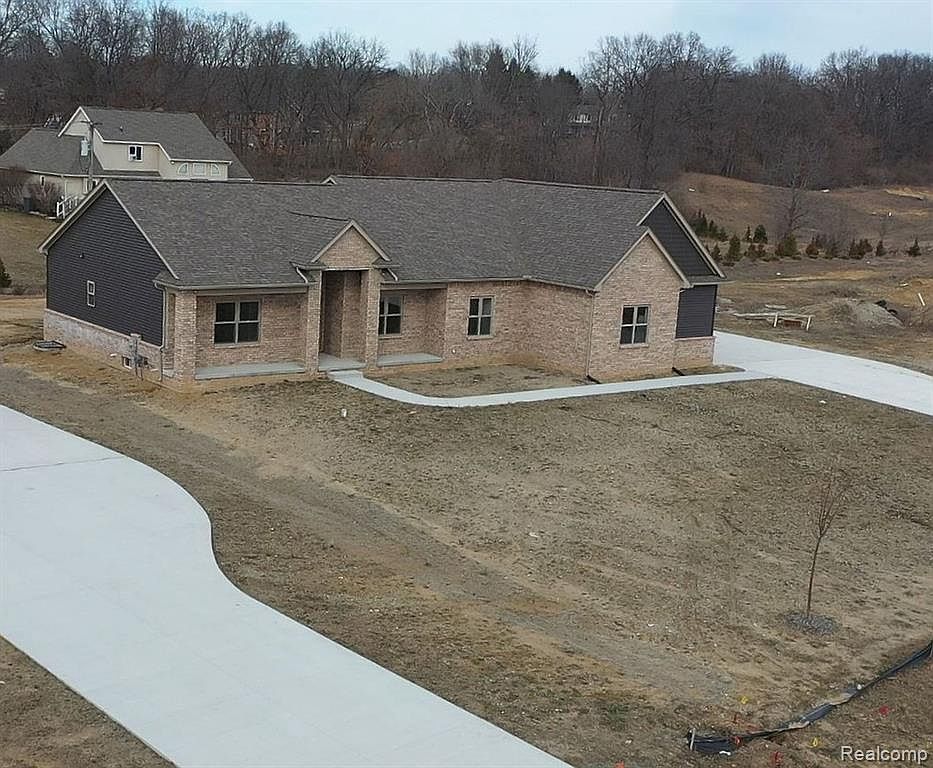 9987 Quarry Ridge Rd, Clarkston, MI 48346 Zillow