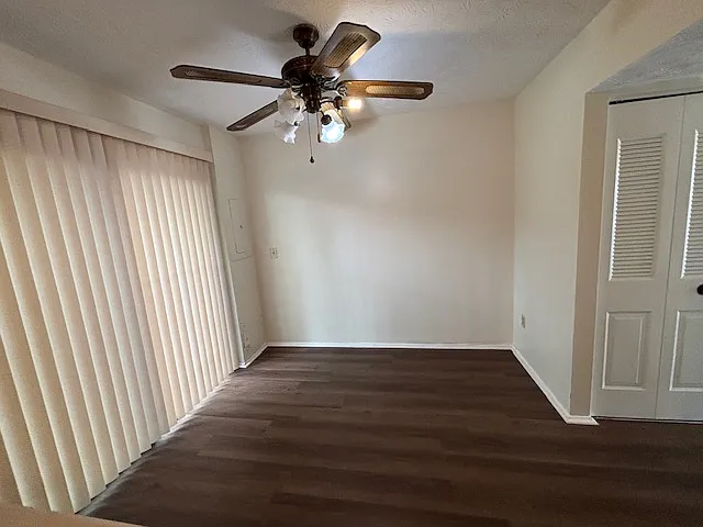 1400 Springleaf Cir SE — Photo 9