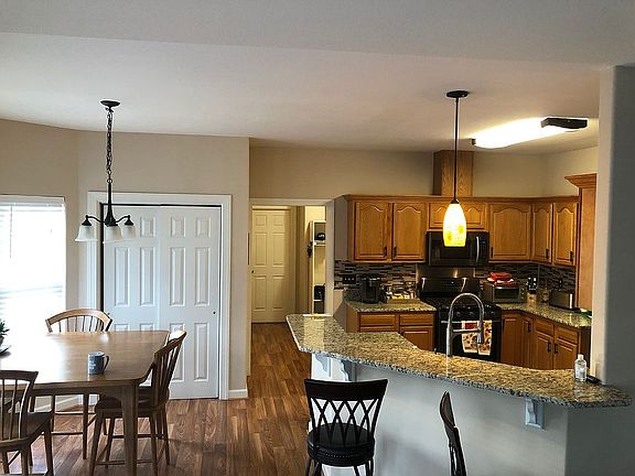 5th image of 8459 Ashington Way