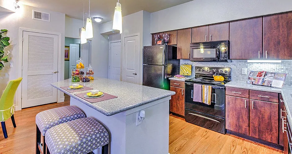 Connection at Buffalo Pointe Apartments — Photo 1
