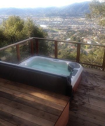 Bull Frog Hot Tub 2012