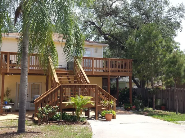 667 5th St S, Safety Harbor, FL 34695