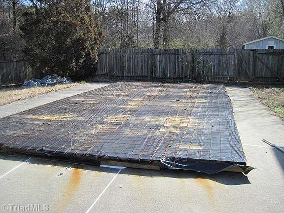 4th image of 441 Wedgewood Ct