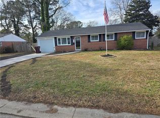 127 Ridgewood Rd, Chesapeake, VA 23325