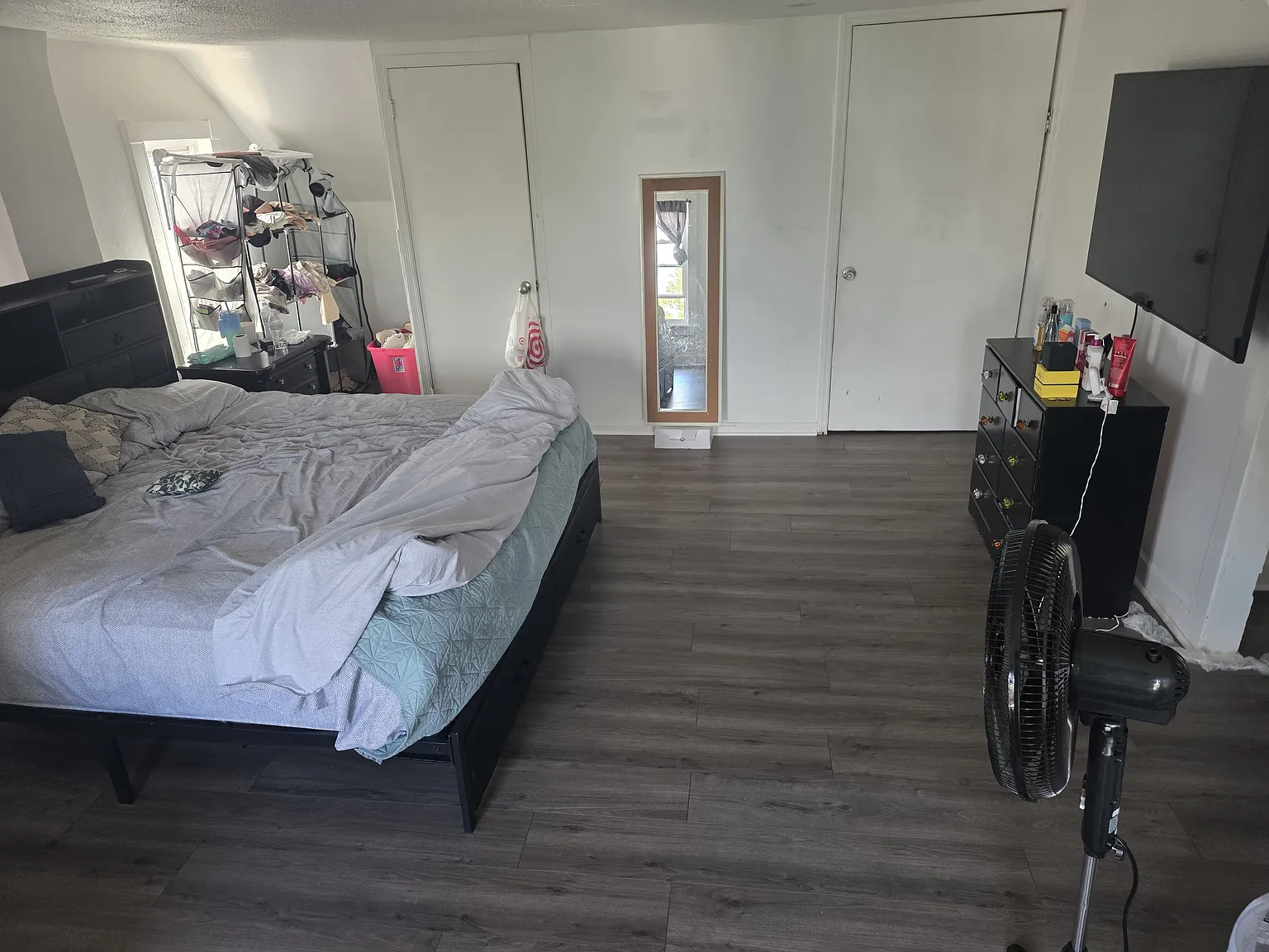 2 bed, 1000 sqft, $1,875 — Photo 3