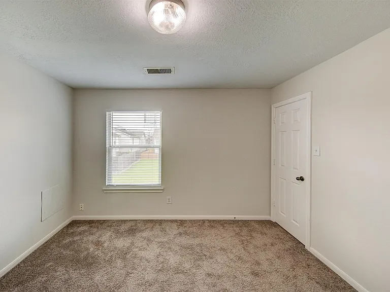1118 Wilson St — Photo 24