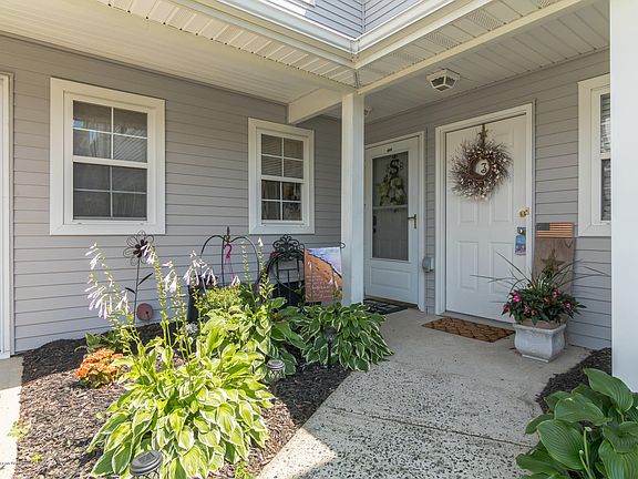3rd image of 307 Prosperity Ct #3