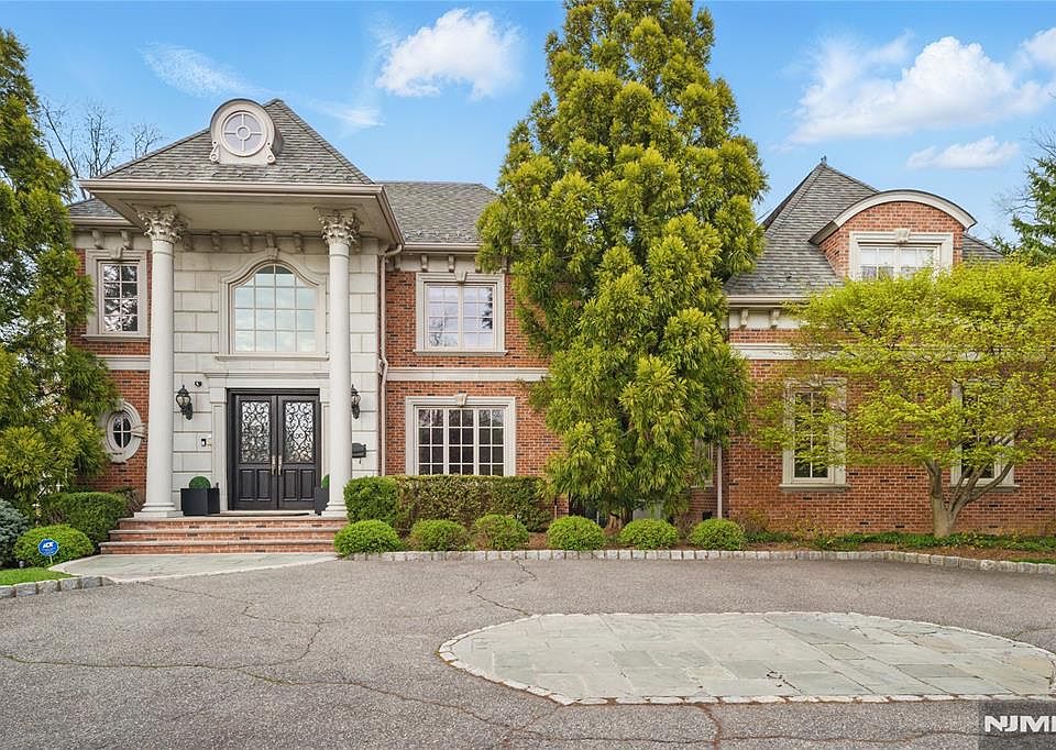 121 Churchill Rd, Tenafly, NJ 07670 | MLS #25029502 | Zillow